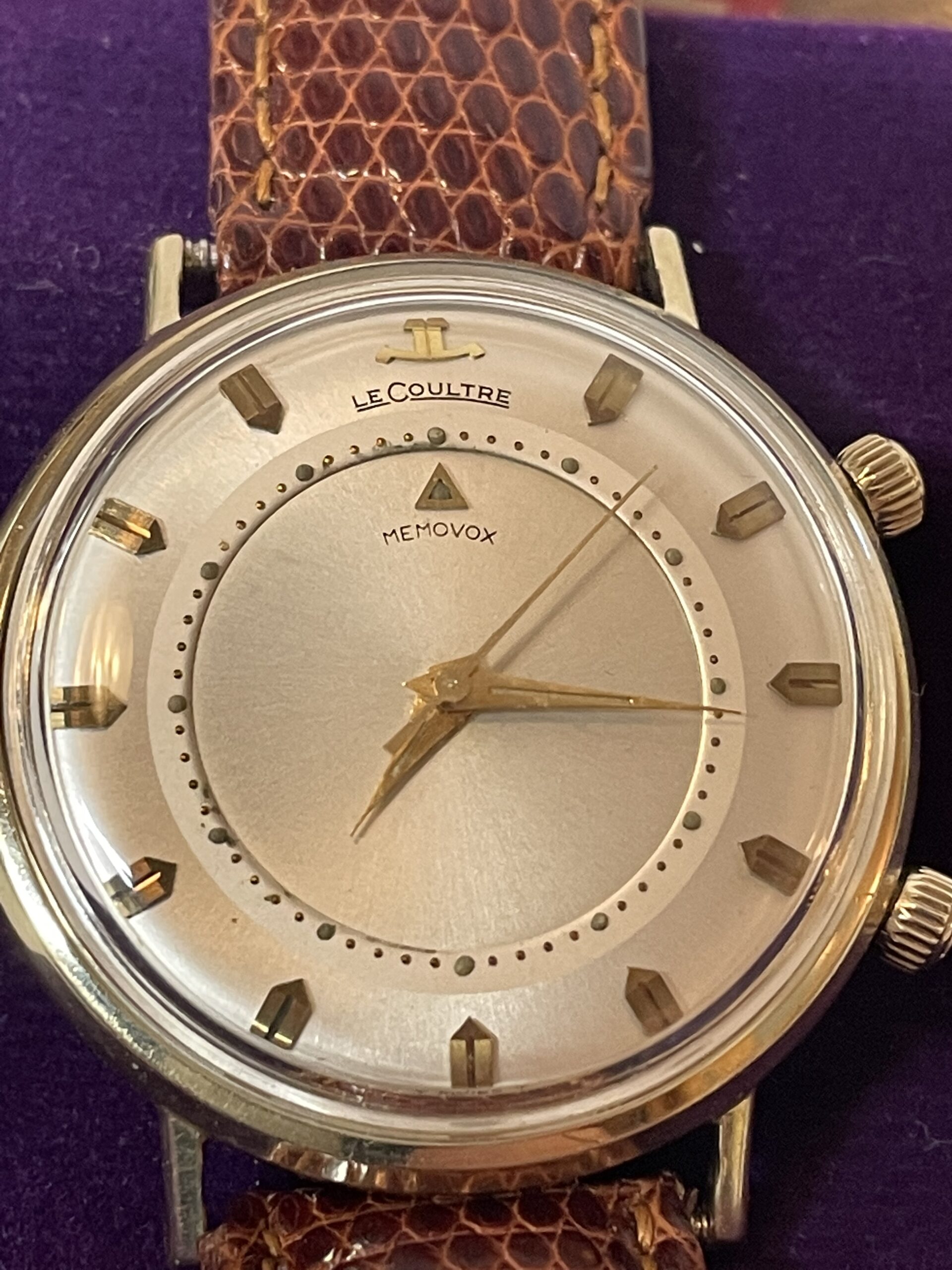 Jaeger Le Coultre Memovox Alarm Wristwatch – 4-4 Time