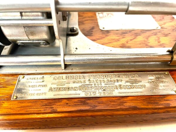 Columbia Graphophone Type B "Eagle" Phonograph with Brass horn! - Image 4