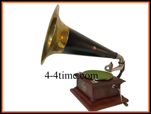 Victor IV Phonograph with original oversized Black/Brass Horn