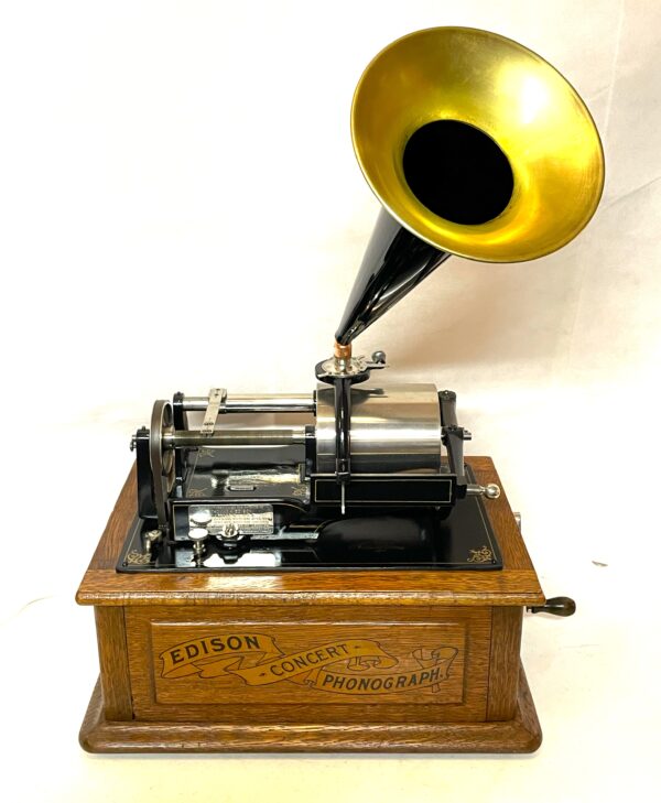 RARE… early model Edison Concert Phonograph – 4-4 Time