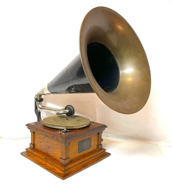 Beautiful Original Rear Mount Victor "E" Phonograph - Image 3