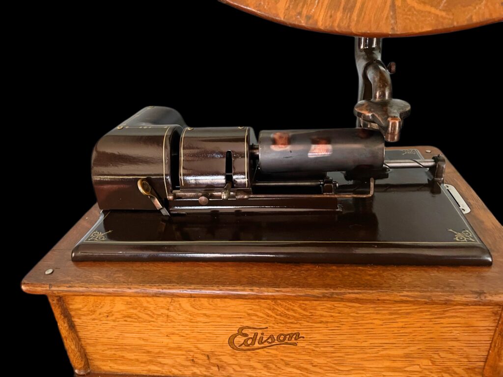 Edison Opera Edison Opera Phonograph RARER Oak Case! – 4-4 Time