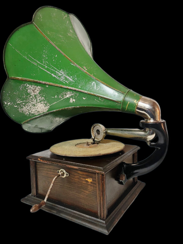 Aretino Phonograph - Image 3