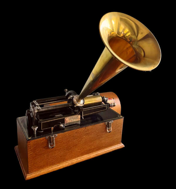 Edison Home Suitcase Phonograph (Brass Mandrel) - Image 12