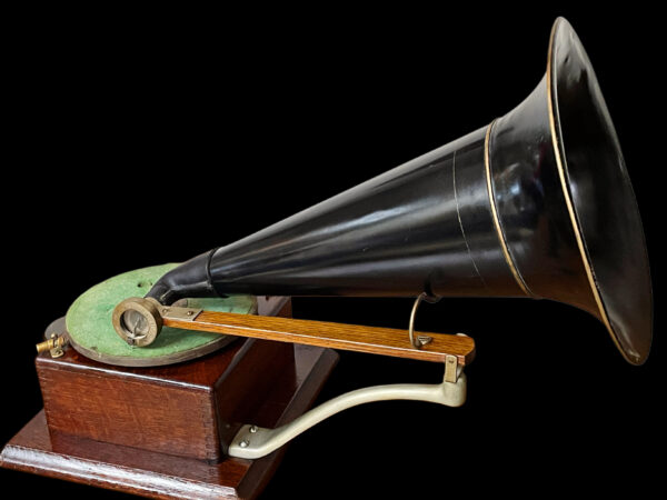 Berliner "Model A" 1900 Gramophone (Canadian) - Image 13