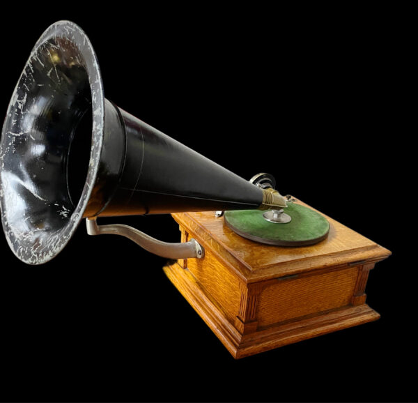 Berliner Gram-O-Phone type "B" (Ideal) Disc Phonograph - Image 11