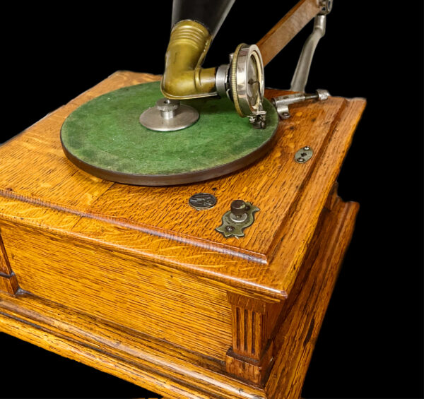 Berliner Gram-O-Phone type "B" (Ideal) Disc Phonograph - Image 6