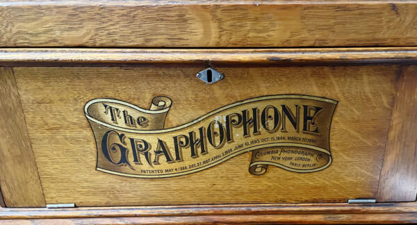 Graphophone Type "C" phonograph - Image 3