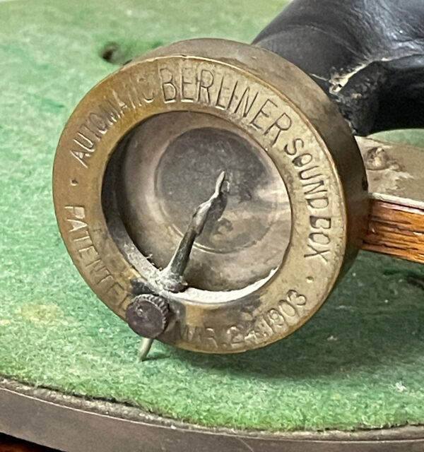 Berliner "Model A" 1900 Gramophone (Canadian) - Image 9