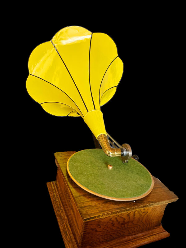 Standard "X" Phonograph with Fashionable Yellow Horn - Image 4