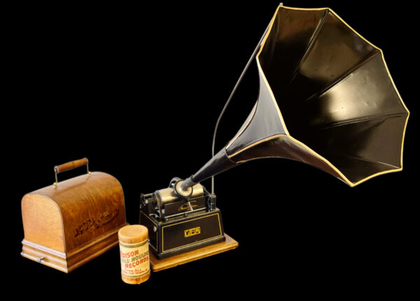 Edison GEM Phonograph with 20-inch Gem Horn! - Image 3