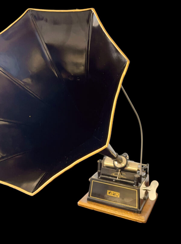 Edison GEM Phonograph with 20-inch Gem Horn! - Image 6