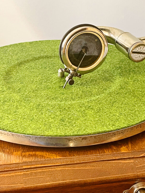 1912 Victor II Phonograph With Original Victor Horn - Image 8