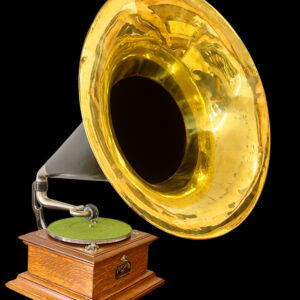 1912 Victor II Phonograph With Original Victor Horn