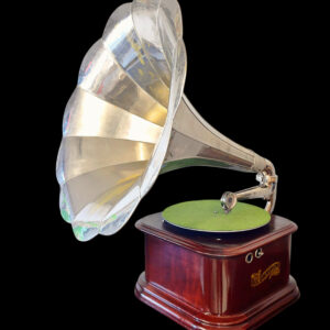 Columbia BD "Majestic" Disc Graphophone w/ Large Nickle Horn