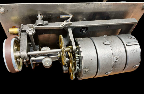 Columbia BF Cylinder Phonograph – 1906 Restored Talking Machine with Brass Horn - Image 8
