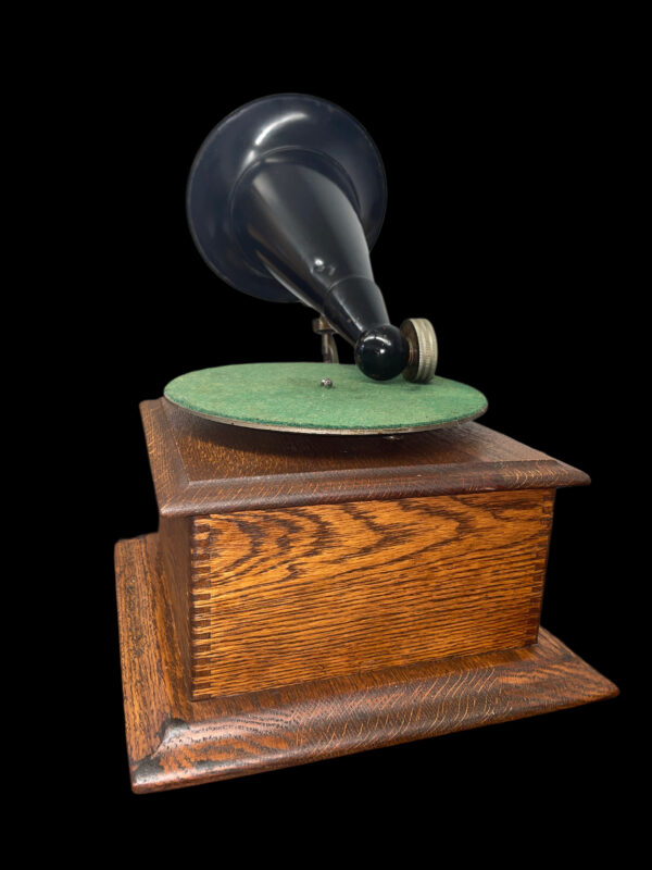 Victor Junior Phonograph – 1912 Antique Disc Player with Original Black Horn & Reproducer - Image 4