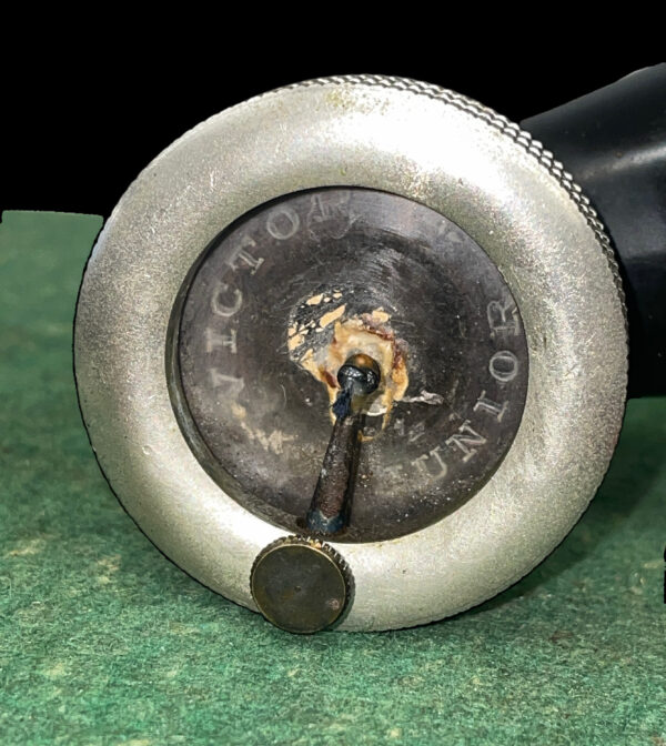 Victor Junior Phonograph – 1912 Antique Disc Player with Original Black Horn & Reproducer - Image 8