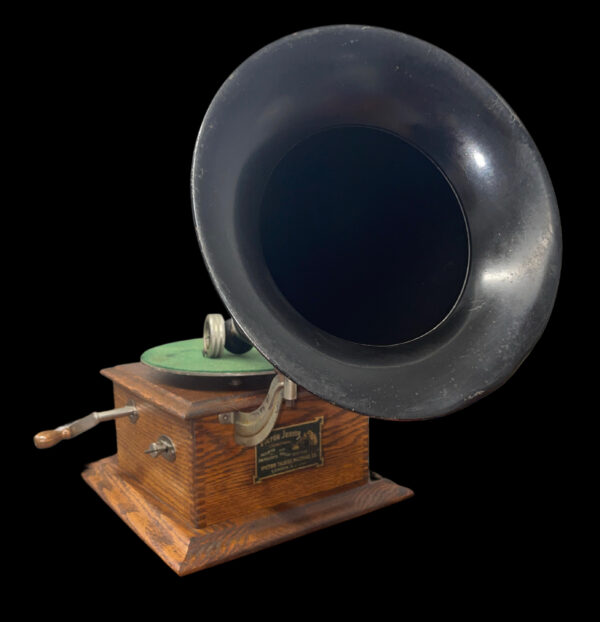 Victor Junior Phonograph – 1912 Antique Disc Player with Original Black Horn & Reproducer - Image 10