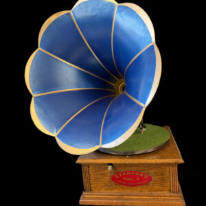 Early 1900s Standard Talking Machine Co. "Model A" Phonograph