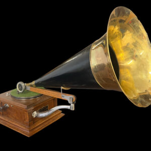 Antique Victor “E” Phonograph – Restored Early 1900s Disc Machine!