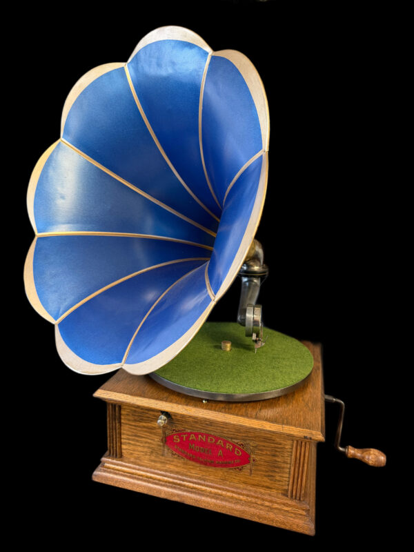 Early 1900s Standard Talking Machine Co. “Model A” Phonograph – 4
